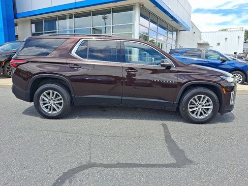 Certified 2023 Chevrolet Traverse LT w/ LPO, Cargo Package AWD/4WD image 8