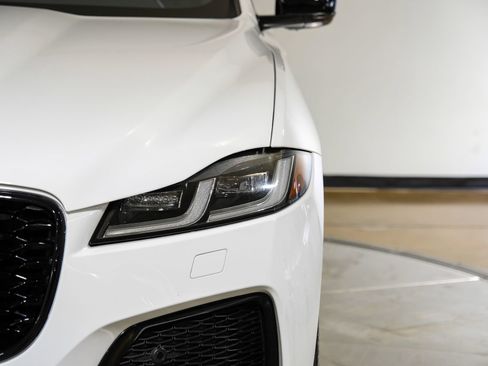 Used 2024 Jaguar F-PACE R-Dynamic S AWD/4WD image 58