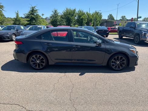 Used 2023 Toyota Corolla SE w/ SE Premium Package FWD image 8