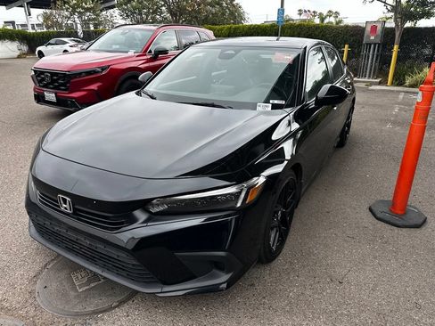 Used 2023 Honda Civic Sport image 15