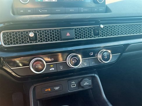 Used 2023 Honda Civic LX image 15