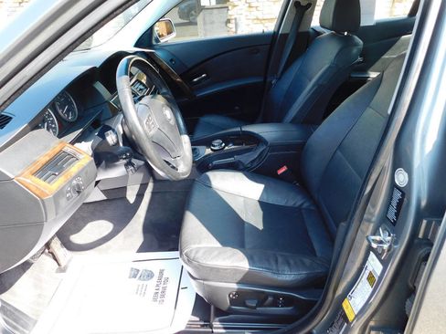 Used 2007 BMW 525xi Sedan image 12