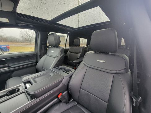 New 2026 Ford Expedition Platinum w/ Stealth Performance Package image 10