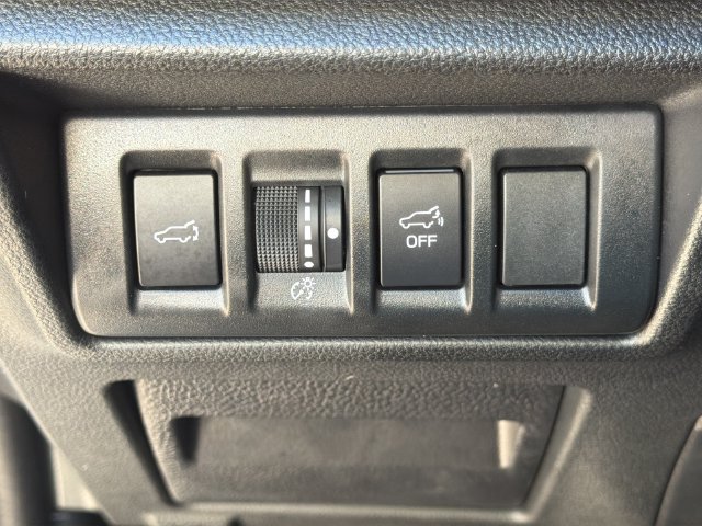 Used 2025 Subaru Outback Wilderness AWD/4WD image 21
