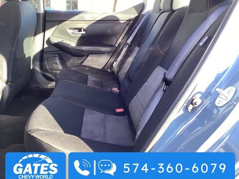 Used 2025 Nissan Sentra SR FWD image 13