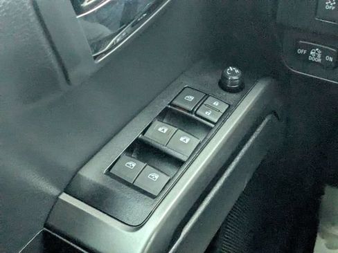 Used 2023 Toyota Tacoma TRD Sport w/ Technology Package AWD/4WD image 23