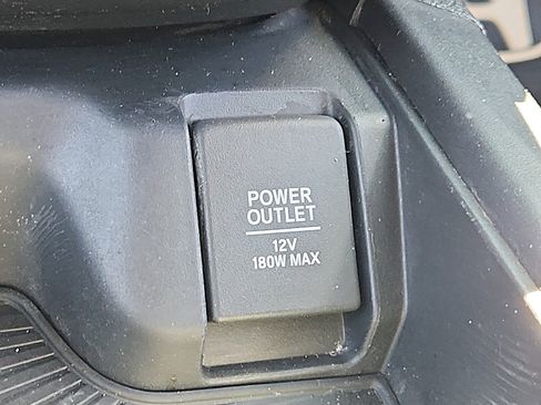Used 2018 Honda CR-V LX image 24