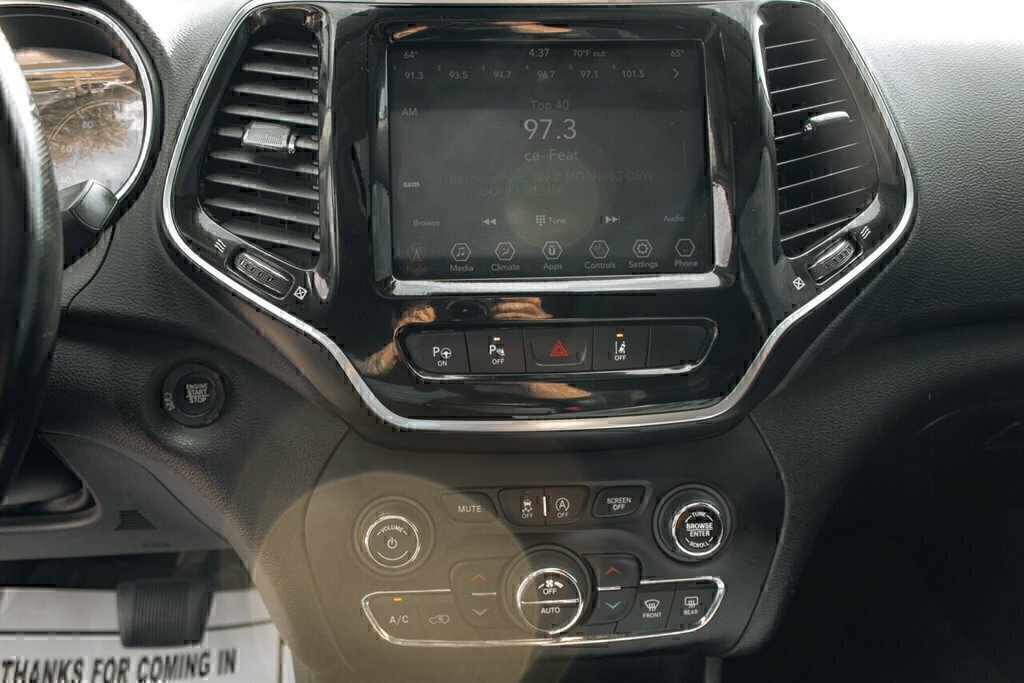 Used 2021 Jeep Cherokee Limited AWD/4WD image 57