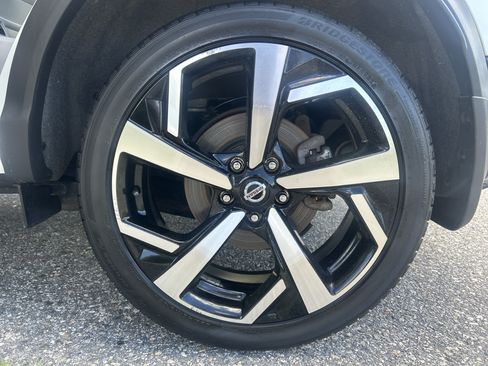 Certified 2022 Nissan Rogue Sport SL AWD/4WD image 12