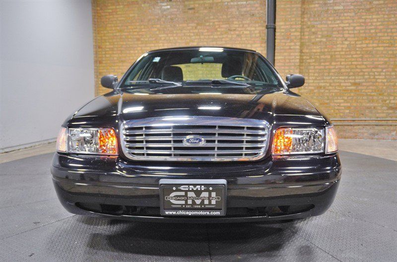 Used 2010 Ford Crown Victoria Police Interceptor RWD image 4