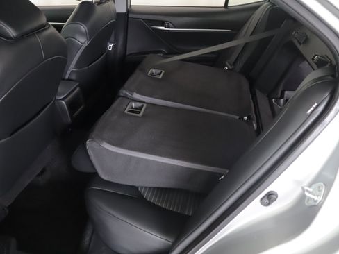 Used 2023 Toyota Camry SE image 22