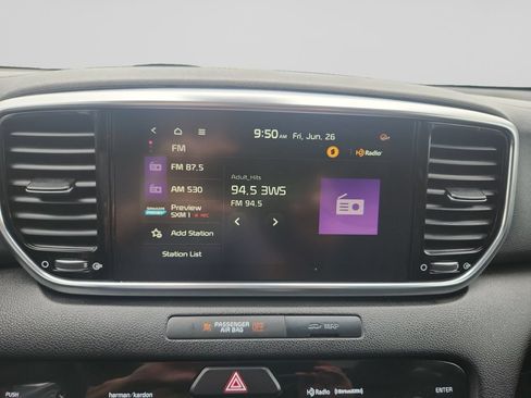 Certified 2021 Kia Sportage EX w/ EX Technology Package AWD/4WD image 22