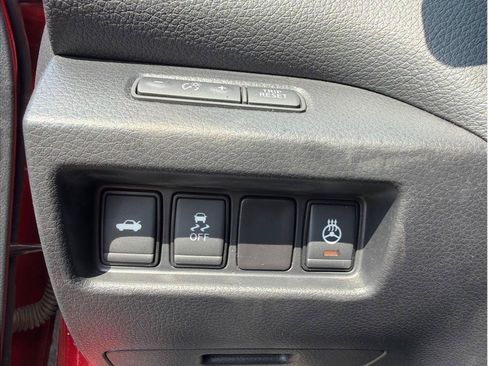Used 2017 Nissan Altima 2.5 SL w/ 2.5 Technology Package FWD image 19