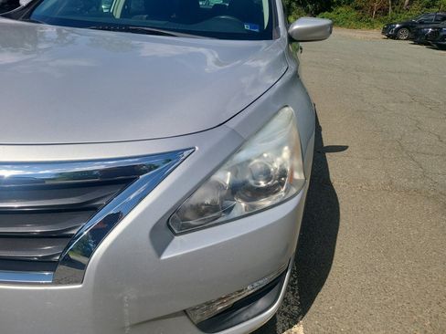 Used 2013 Nissan Altima 2.5 SV FWD image 30