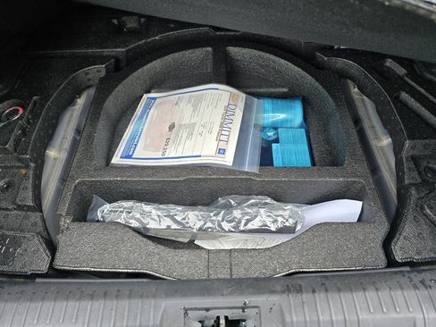 Used 2024 Toyota GR86 Premium image 32