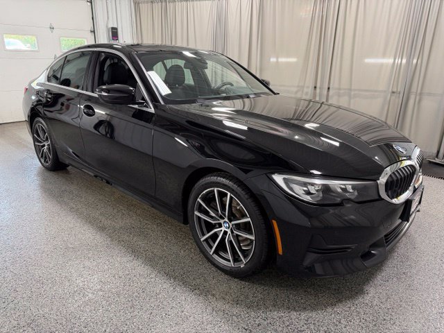 Used 2021 BMW 330e xDrive w/ Driving Assistance Package AWD/4WD image 3