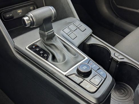 Used 2024 Kia Sportage LX FWD image 20
