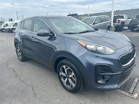 Used 2020 Kia Sportage LX w/ LX Popular Package FWD image 11