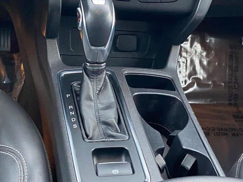 Used 2019 Ford Escape SEL image 12