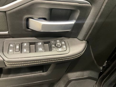 Used 2026 RAM 2500 Big Horn AWD/4WD image 7