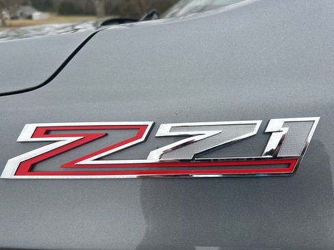 Used 2021 Chevrolet Tahoe Z71 w/ Z71 Signature Package image 5