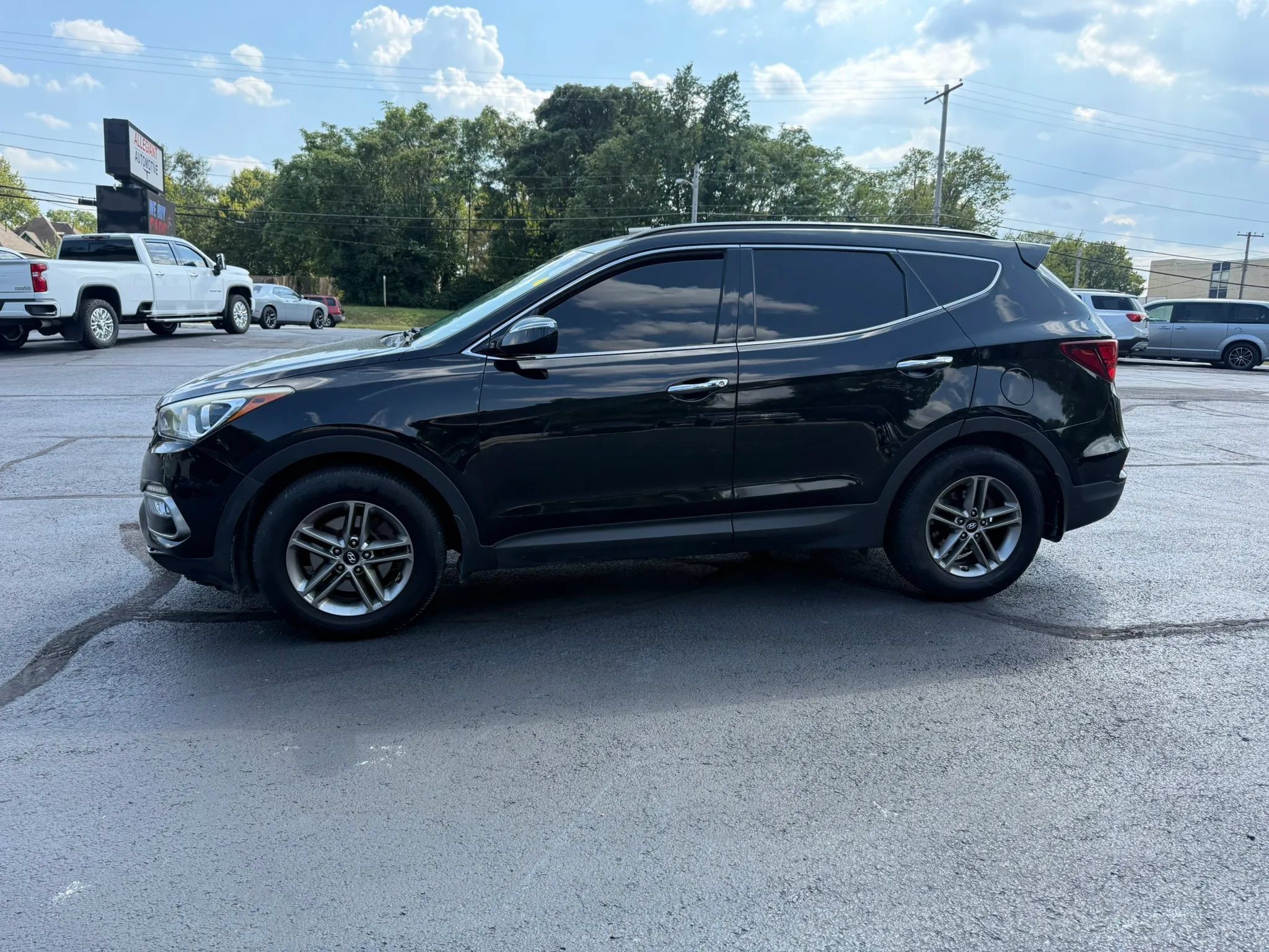 Used 2018 Hyundai Santa Fe Sport w/ 2.4L Value Package 02 AWD/4WD image 4