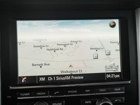 Used 2015 Porsche Macan Turbo image 35