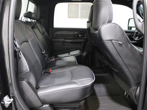 Used 2025 RAM 2500 Limited image 27