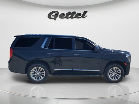 Used 2023 GMC Yukon SLT w/ SLT Premium Package AWD/4WD image 4