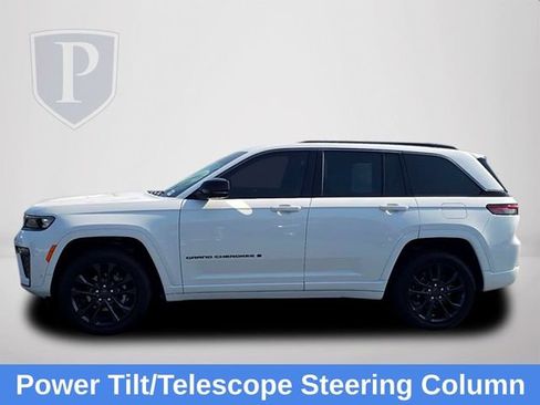 Used 2026 Jeep Grand Cherokee Limited AWD/4WD image 10