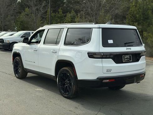 New 2026 Jeep Grand Wagoneer Limited AWD/4WD image 11