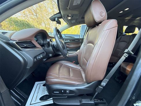 Used 2018 Buick Enclave Avenir w/ Avenir Technology Package image 11