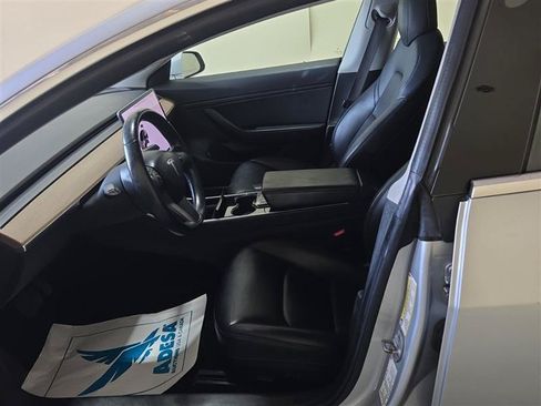 Used 2018 Tesla Model 3 Long Range AWD/4WD image 6