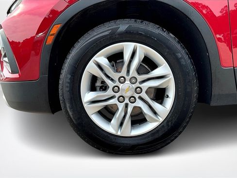 Used 2021 Chevrolet Blazer LT image 32