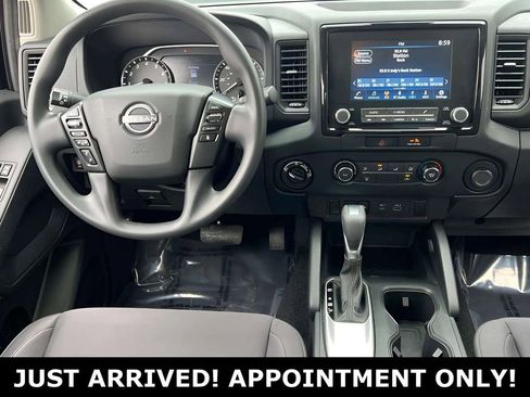 Used 2022 Nissan Frontier S w/ Technology Package image 9