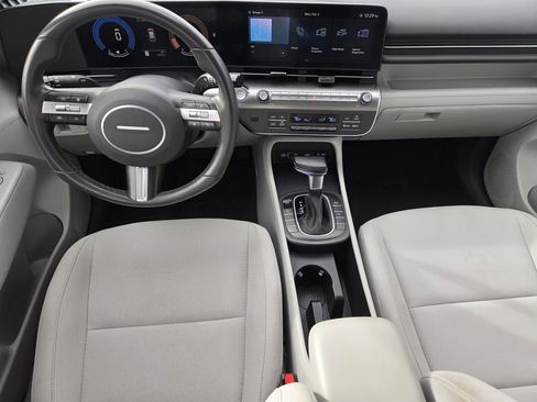 Used 2025 Hyundai Kona SEL image 15