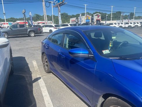 Used 2020 Honda Civic LX image 4