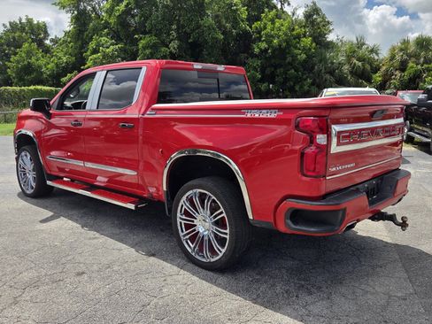 Used 2019 Chevrolet Silverado 1500 LT Trail Boss AWD/4WD image 3