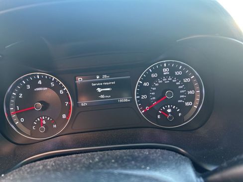 Certified 2023 Kia Forte LXS image 7