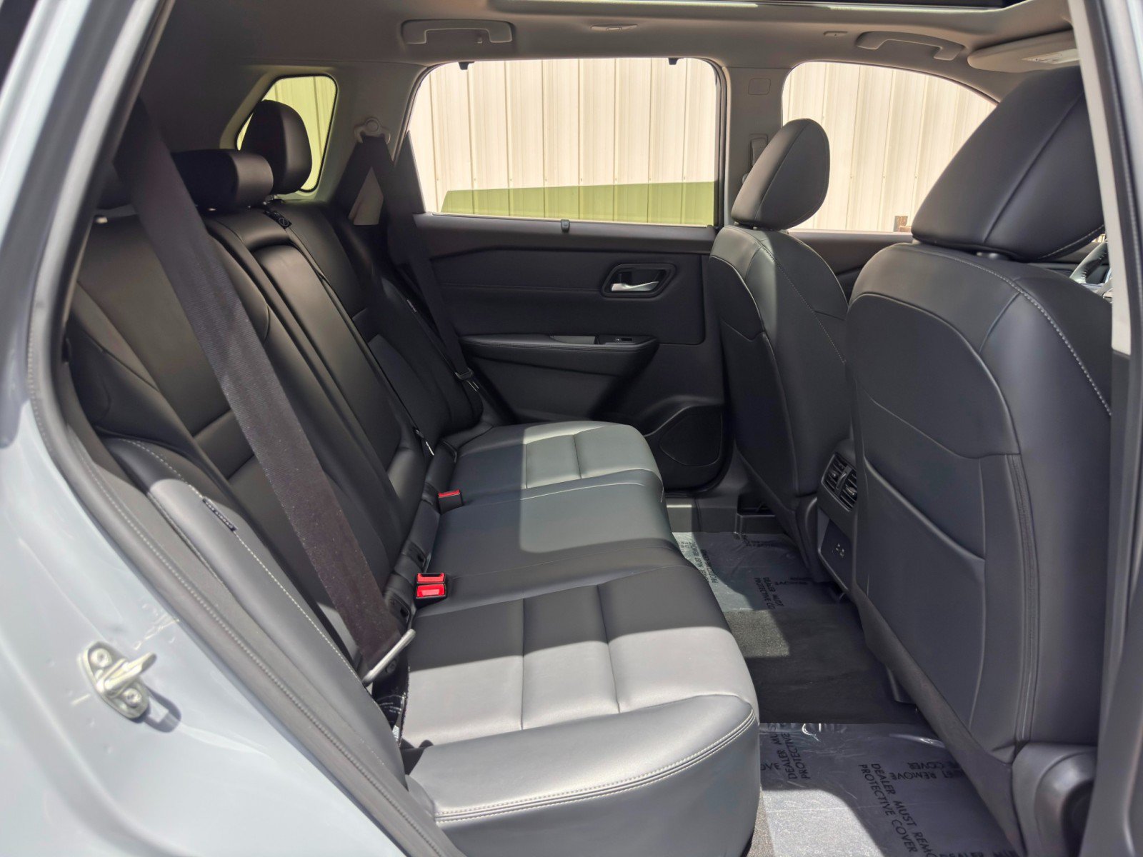Used 2023 Nissan Rogue SV w/ SV Premium B Package FWD image 35