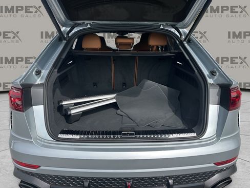 Used 2025 Audi RS Q8 performance image 31