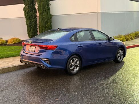 Used 2020 Kia Forte LXS image 8