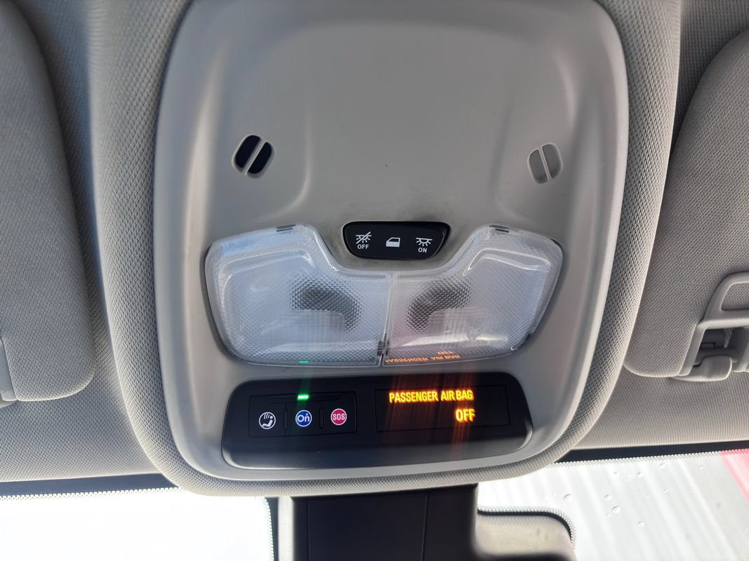 Used 2025 Buick Encore GX Preferred AWD/4WD image 30