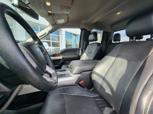 Used 2016 Ford F150 Lariat w/ Equipment Group 501A Mid AWD/4WD image 27