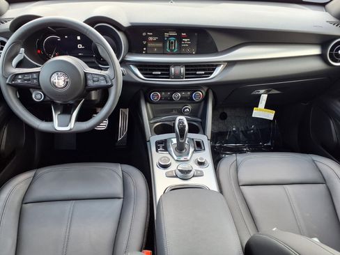 New 2025 Alfa Romeo Stelvio Sprint w/ Convenience Package AWD/4WD image 8