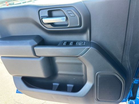 Certified 2023 Chevrolet Silverado 1500 Custom image 21