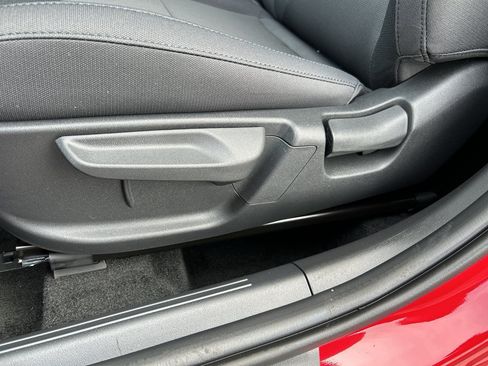 New 2026 Kia Niro LX FWD image 17