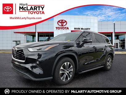 Used 2021 Toyota Highlander XLE