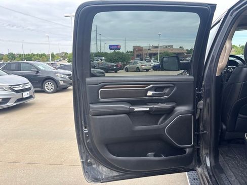 Used 2021 RAM 1500 Laramie AWD/4WD image 22