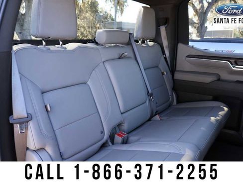 Used 2025 GMC Sierra 1500 SLT image 29